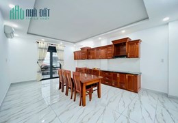 Giá siêu tốt - 11.8 tỷ TL, nhà 2 lầu MT Huỳnh Văn Nghệ, p15, Tân Bình