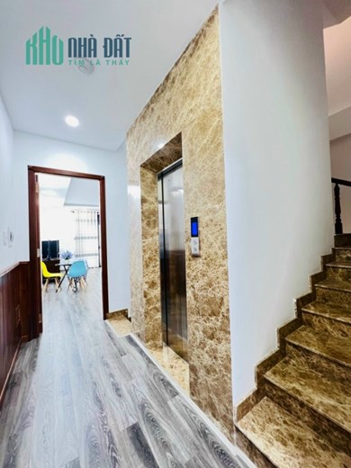 Giá siêu tốt - 11.8 tỷ TL, nhà 2 lầu MT Huỳnh Văn Nghệ, p15, Tân Bình