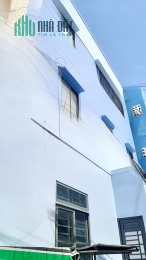 NNC xây mới 3 tầng gần chợ Nguyễn Chế Nghĩa P13.Q8. Giá 15 triệu
