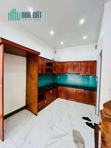 Bán nhà Tư Đình, Long Biên mặt ngõ thông ô tô tránh, 46m2x 5 tầng, mặt tiền: 4.1m, 6 tỷ 5