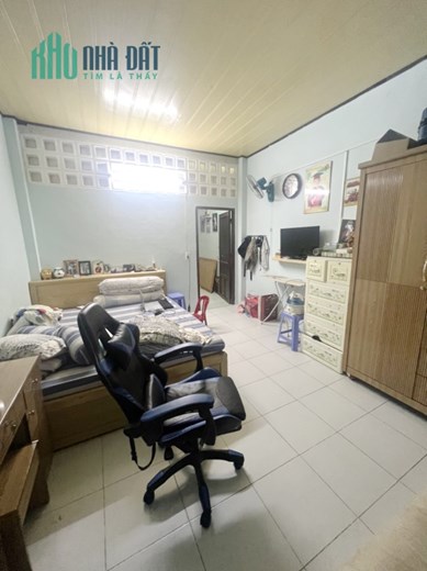 Nhà thuê 3 Tầng Hẻm 4m Thông Dạ Nam P3Q8 - Giá : 15 Triệu