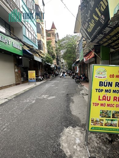 E cần sang nhượng mặt bằng do gđ có việc phải về quê lâu dài ạ