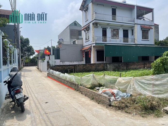 ĐẤT ĐẸP NAM HỒNG. 50m2, MT 4m, nở hậu, 1.9 tỷ. ĐƯỜNG OTO, GẦN BÌA LÀNG.
