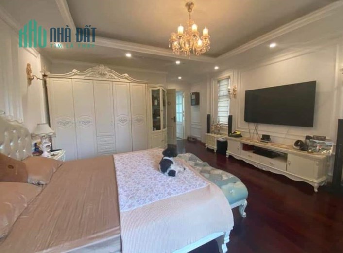 Mặt phố Chiến Thắng sầm uất gần hồ Văn Quán, 2 mặt đường 85m2 chỉ 17.38 tỷ. LH 0989.62.6116
