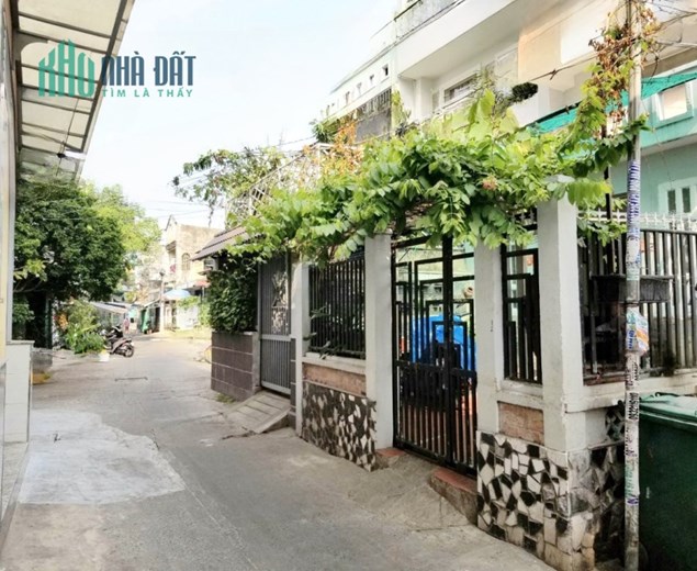 Nhà góc 4 tầng hẻm 6m đường Dương Bá Trạc P1Q8 - Giá : 4.8 Tỷ