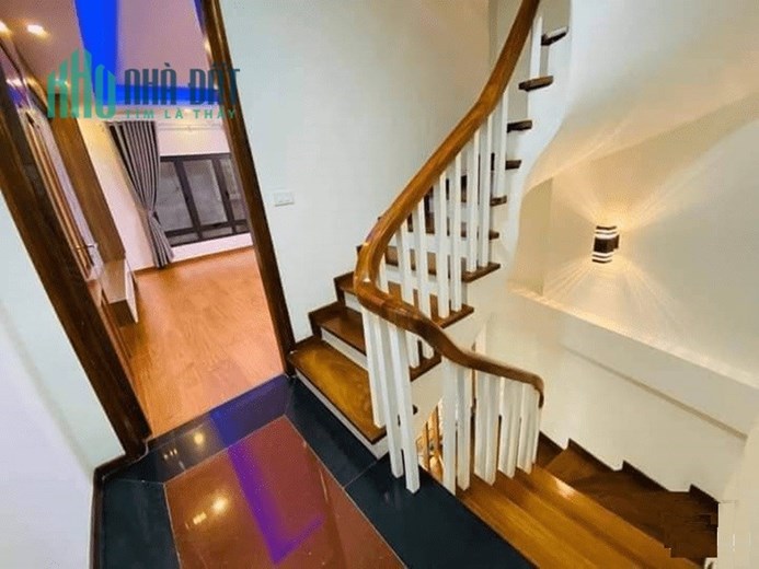 Bán nhà ngõ Thịnh Hào 3 Đống Đa 35m x 4 t giá 4,8 tỷ nhà mới