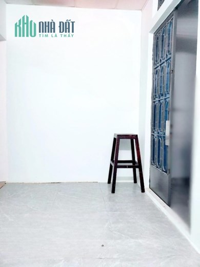 Nhà 2 tầng hẻm rộng 4m Âu Dương Lân P3Q8 giá 3tỷ880