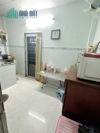 Nhà 2 tầng hẻm rộng 4m Âu Dương Lân P3Q8 giá 3tỷ880