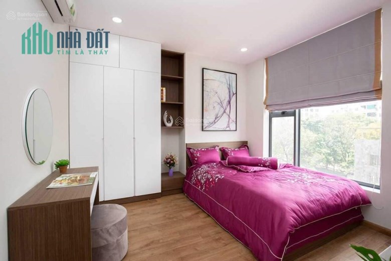 Bán phá giá. Căn 3PN giá 2,2 tỷ. Ngay bến xe nước ngầm.