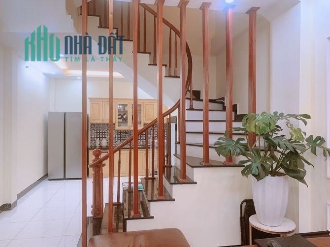 Chính chủ bán nhà ngõ 151 Nguyễn Đức Cảnh, Hoàng Mai, Hà Nội 43m x 5 t -5,1 tỉ