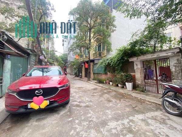 MẢNH ĐẤT ĐẸP NỞ HẬU - Ô TÔ TRÁNH DỪNG ĐỖ NGÀY ĐÊM - NGÕ CỦA NHÀ GIÀU - THOÁNG TRƯỚC SAU.