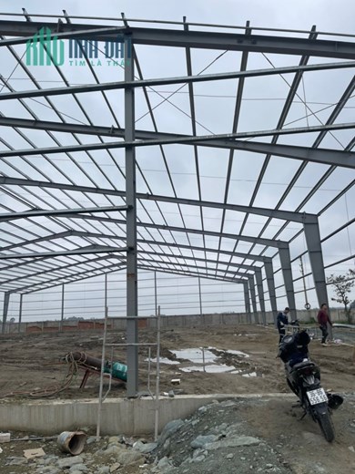 CHO THUÊ KHO, XƯỞNG TẠI ĐƯỜNG 421B QUỐC OAI. HÀ NỘI giá tốt