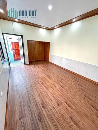 Bán nhà Nguyễn Đức Cảnh, 48m x 4 tầng, 4.15 tỷ, ô tô đỗ cổng