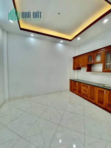 TRUNG TÂM Q11 HẼM 7M OTO THÔNG KINH DOANH BUÔN BÁN TỐT CHỈ HƠN 7TỶ