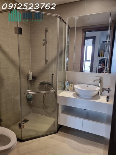 Chính chủ cần bán căn hộ cc toà G2 Vinhomes Green Bay Mễ Trì