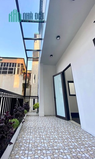 BÁN GẤP NHÀ 6T x 58M XUÂN LA, Ô TÔ, KINH DOANH ĐỈNH GIÁ 7.95 TỶ
-	Khu Xuân La cực kì sầm uất, ngõ