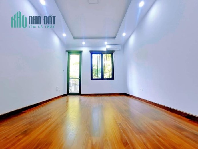 Bán nhà Nguyễn Thị Định - Cầu Giấy, 5 tầng, ngõ to như phố, ô tô đõ cửa ngày đêm, vỉa hè kinh doanh
