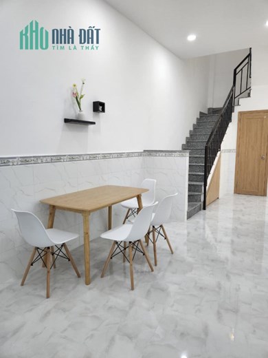 Bán nhà đẹp đường Lý Thánh Tông, Tân Phú, 48m2, ngang gần 4m, 2 tầng, 2 PN, chỉ 3.99 tỷ TL chính