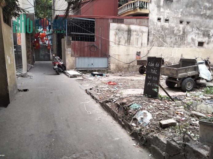Bán đất Trung kính, Cầu Giấy. 107m2; giá 15 tỷ. Phương
