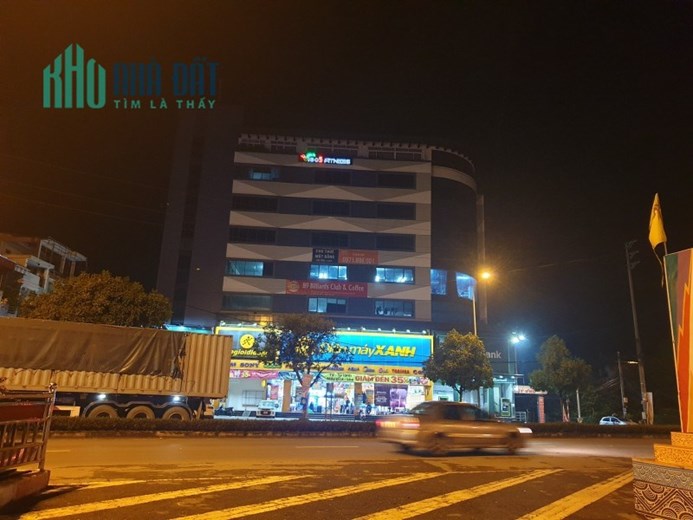 Bán nhà Đoàn Kết, Đan Phượng. 252m2; C4; MT20m; giá 6.3 tỷ. Phương