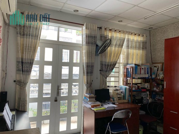 HẺM XE TẢI - LÊ VĂN QUỚI - BÌNH TÂN - 3PN - 71M2 - NGANG 4M X 17.5 M - CHỈ 4.7 TỶ TL CHÍNH CHỦ.