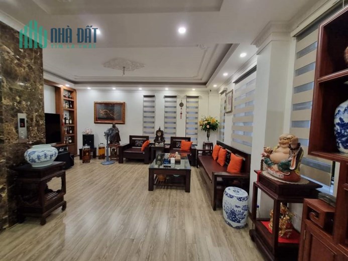 Tin giật gân ! căn góc Trần Duy Hưng Cầu Giấy 75m x 6t chỉ 17,5 tỷ