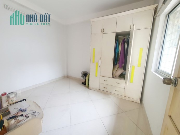 Bán chung cư Hùng Vương Mạc Thiên Tích Quận 5 75m2 chỉ nhỉnh 2 tỷ