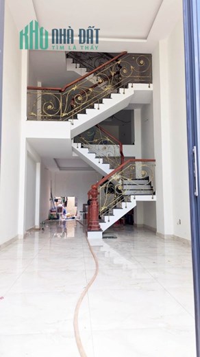 Nhà bán Quận Tân Phú dưới 6.x tỷ mới, 82m2, 2tầng, Hẻm xe tải 2 tấn