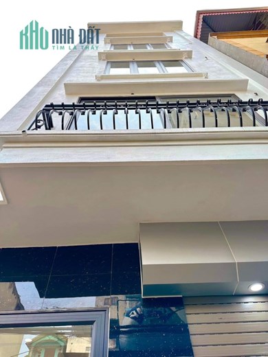 Bán nhà đường Nguyễn Khuyến, Văn Quán, Hà Đông,DT 40m2x5T, giá 4.3 tỷ.
