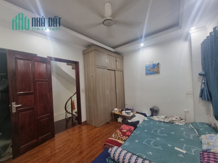 Bán ngôi nhà 71m2 Mặt phố Âu Cơ, Tây Hồ Gara Ô tô Audi Căn góc Kinh doanh đỉnh cao 5.8 Tỷ