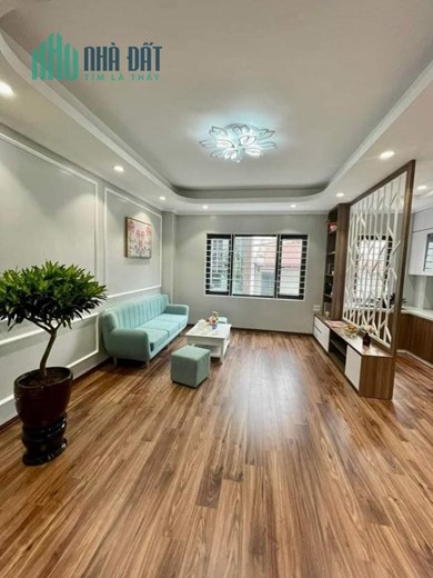 Nhà đẹp giá ngon phố Lê Trọng Tấn - nhà xây mới kính koong 50m- 5 tỷ.