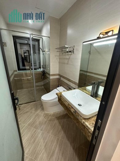 Bán nhà Hoàng Như Tiếp, Ô tô, Gần phố, 75 m2, 6T, TM, chỉ 15,5 tỷ.