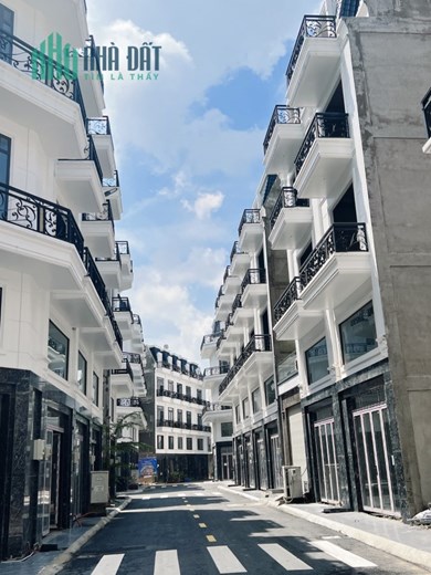 Khu Nhà Phố Liền kề Hót Nhất Q12- 68 căn - Thạnh xuân- Quận 12- SHR từng căn- 5ty1- Thiện chí gặp