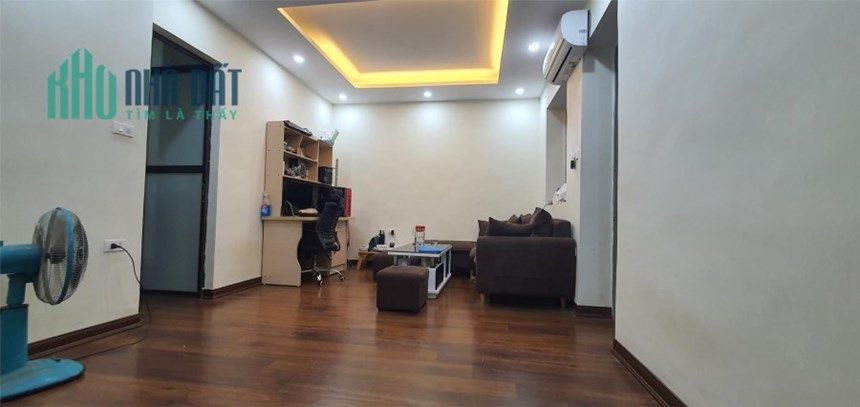 Bán nhà tập thể Học Viện Ngân Hàng- Đống Đa 50m, 2 phòng ngủ, 1 vệ sinh, nhà đẹp, giá nhỉnh 2 tỷ