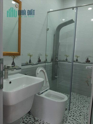 Nhà đẹp 5 tầng - hẻm đẹp xe hơi quay đầu - full nội thất đẹp - khu phân lô đồng bộ