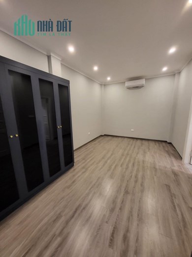 110m Mặt Tiền 8m Phân Lô Phố Nguyễn Thị Định. Vỉa Hè Đá Bóng Ô Tô Tránh. Kinh Doanh Văn Phòng Siêu
