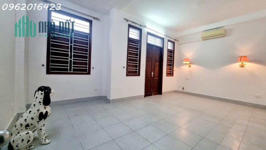 💥 Bán Nhà Nghi Tàm Tây Hồ, 12 Tỷ 55m Mặt Tiền 6m, 3 Thoáng 3 Oto Tránh 30m Ra Mặt Phố💥