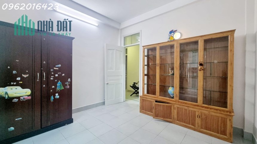 💥 Bán Nhà Nghi Tàm Tây Hồ, 12 Tỷ 55m Mặt Tiền 6m, 3 Thoáng 3 Oto Tránh 30m Ra Mặt Phố💥