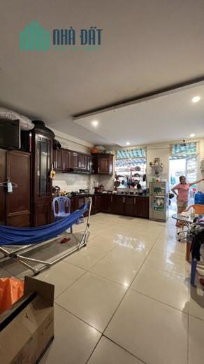 MẶT TIỀN TÂN SƠN NHÌ - CHDV 5 TẦNG - 125M2 - SỬ DỤNG GẦN 500M2 - DÒNG TIỀN HÀNG THÁNG 60TR/THÁNG -