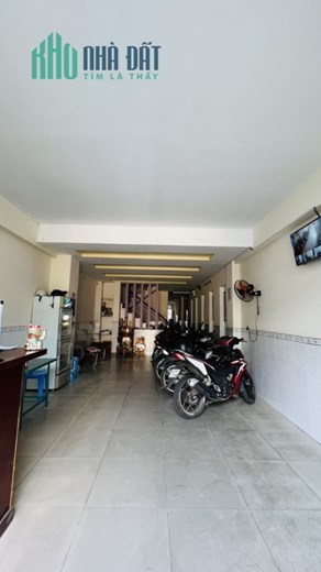 MẶT TIỀN TÂN SƠN NHÌ - CHDV 5 TẦNG - 125M2 - SỬ DỤNG GẦN 500M2 - DÒNG TIỀN HÀNG THÁNG 60TR/THÁNG -