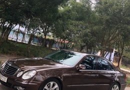 Chính chủ muốn lên đời xe cần bán xe Mercedes e200