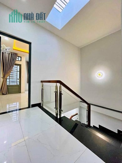 BÁN GẤP NHÀ PHƯỜNG TĂNG NHƠN PHÚ A QUẬN 9 
GIÁ NHỈNH 3 TỶ