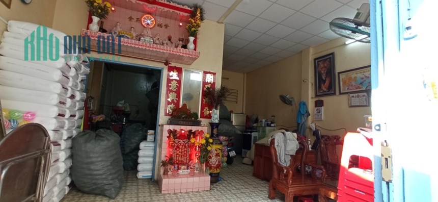 Nhà ngay trung tâm Q11, DT 13 x 13.5. Thích hợp xây Biệt thự hoặc tách 4 lô đầu tư lợi nhuận cao !!