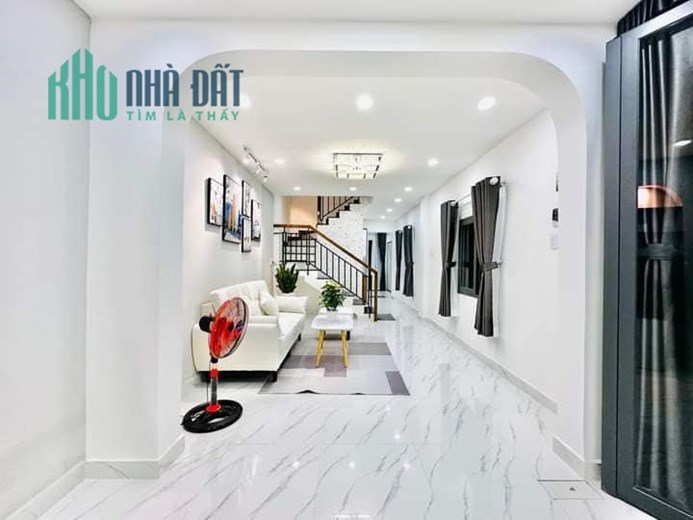 GẤP BÁN nhà HXH - 43m2 - HẺM 1/ - Đ PHAN VĂN TRỊ phường 7 - NỞ HẬU