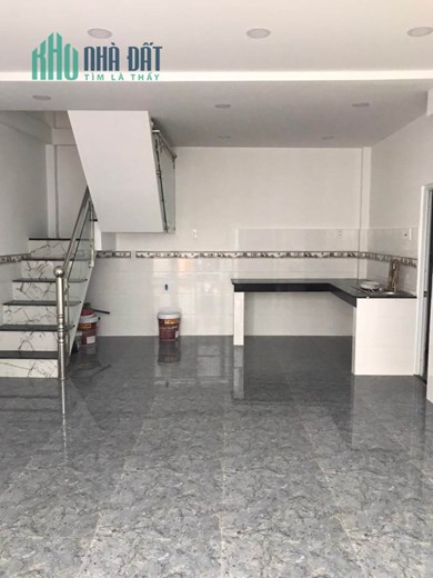 BÁN NHANH GIÁ RẺ NHÂT KHU VỰC QUẬN 7 NHÀ 3 TẦNG NỞ HẬU 4PN CHỈ 2.8TỶ KD CĂN HỘ DỊCH VỤ PHÙ HỢP