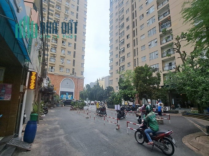 Bán nhà HXH KD Phan Huy Ích, P15, Tân Bình, 82m2, 3 tầng, có dòng tiền.