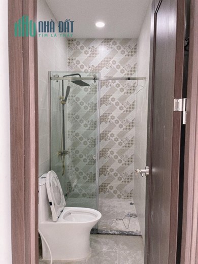 BÌNH THẠNH, SÁT CHỢ BÀ CHIỂU, MỘT SIÊU PHẨM SẮP HOÀN THIỆN - HXH - HAI MẶT HẺM, DT 39m2 1T1L 2Pn