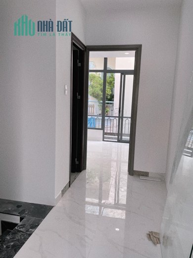 BÌNH THẠNH, SÁT CHỢ BÀ CHIỂU, MỘT SIÊU PHẨM SẮP HOÀN THIỆN - HXH - HAI MẶT HẺM, DT 39m2 1T1L 2Pn