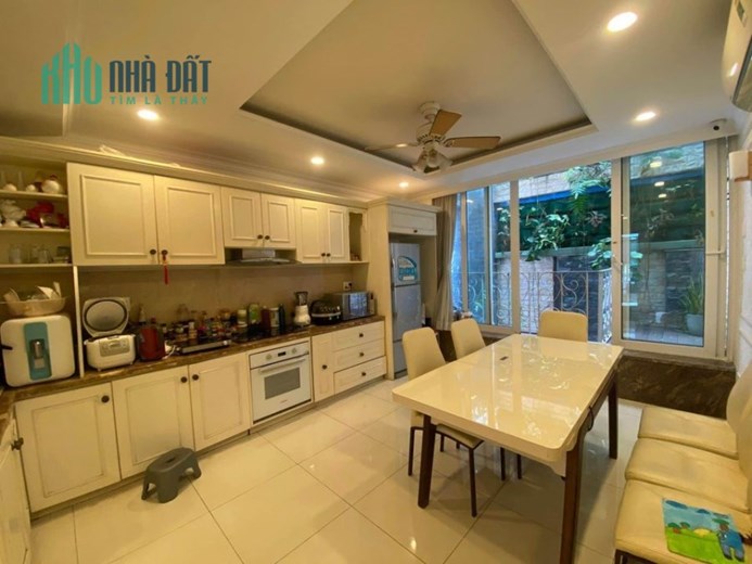 Bán Nhà Mặt Tiền Đường P,Tân Phong - Giao Nguyễn Thị Thập - Trung Tâm Quận 7