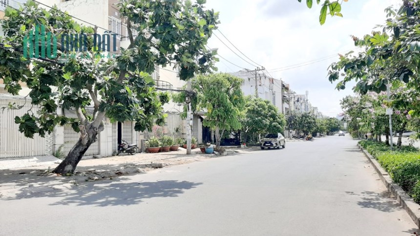 Biệt Thự 5 tầng 8 x 20 đường nội bộ khu Đồng Diều P4Q8. Giá 28 tỷ TL
